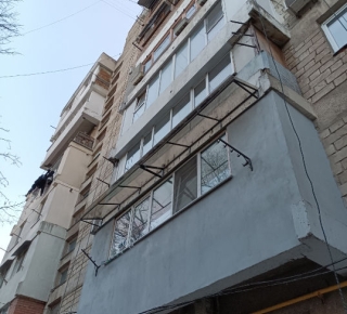 Монтаж козырьков