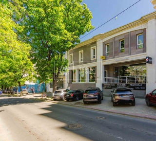 Торговое помещение, 200 м², Кишинёв