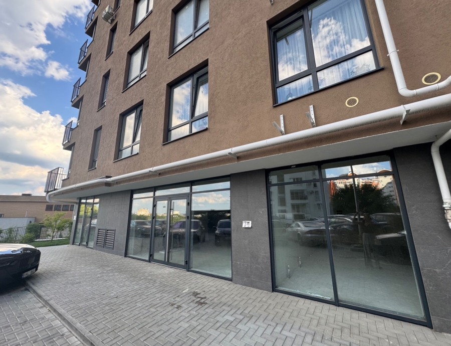 Торговое помещение, 104 м², Кишинёв
