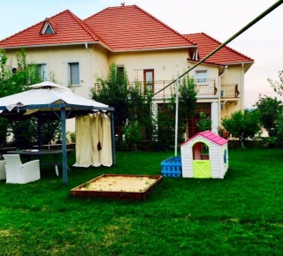 Дом, 400 м², Кишинёв